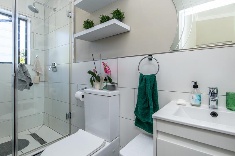 To Let 3 Bedroom Property for Rent in Constantia Western Cape